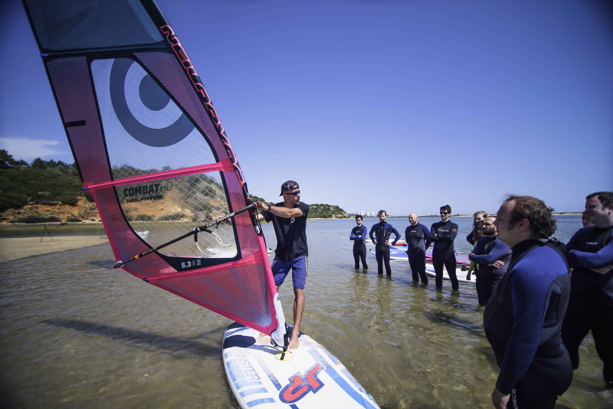 Windsurfing & Wingfoiling